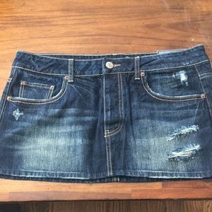 NWT AE dark wash denim skirt